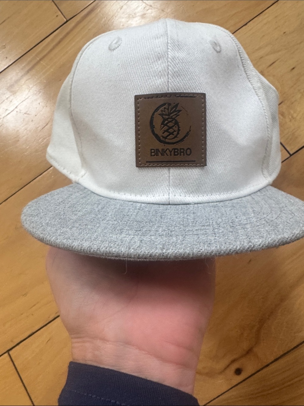 BINKYBRO Kids Two-Tone Cotton Snapback Hat in White and Light Gray